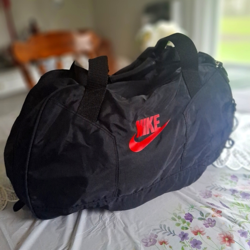 Vintage Nike Jumpman Jordan Duffel Gym Shoe Duffle Bag Basketball Travel